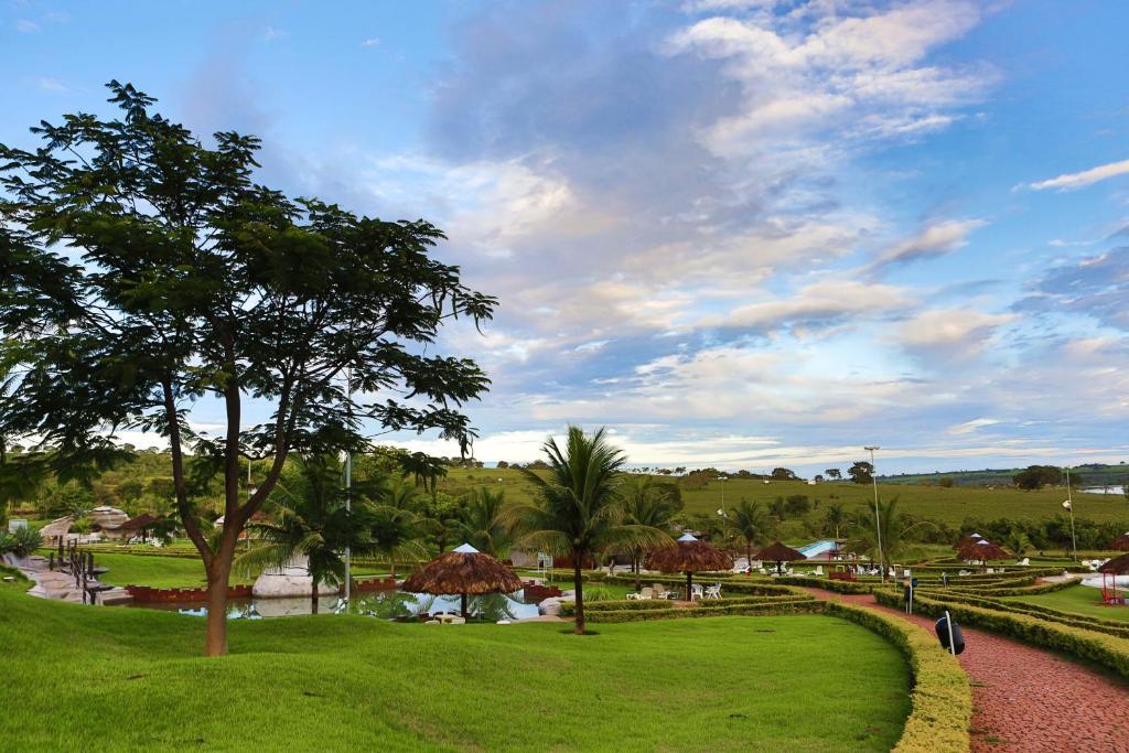 Hotel Thermas Bonsucesso Jatai Exterior photo